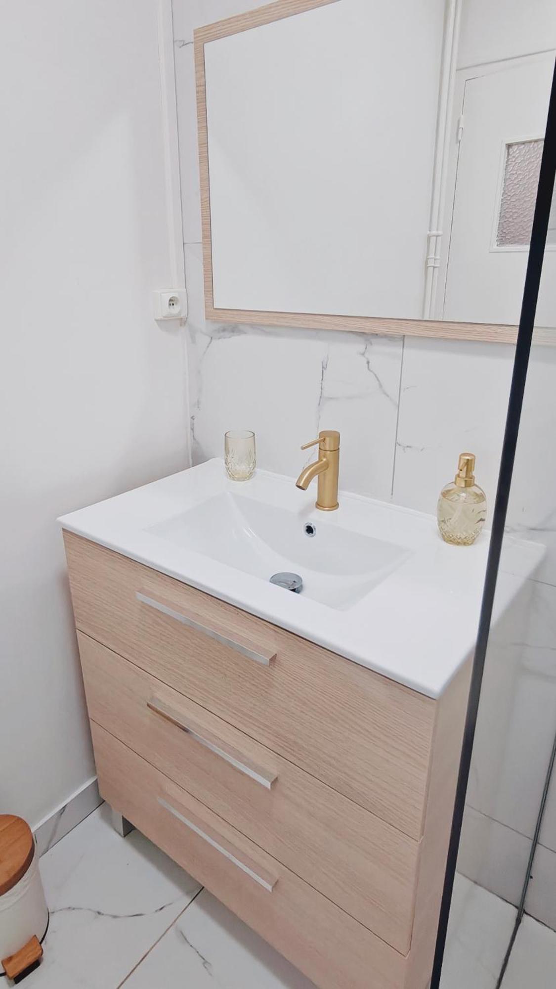 Apartmán Kaylee Lounge Le Mans Exteriér fotografie